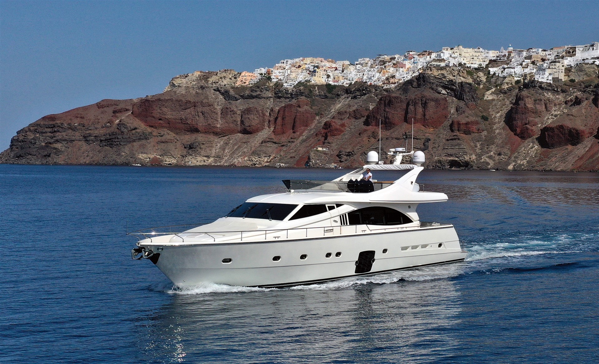 LUXURY YACHTS PRIVATE EXCURSION